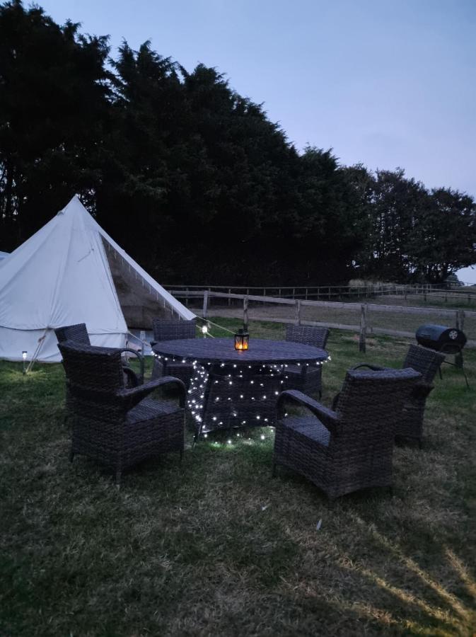 فندق Sturryفي  Walnut Tree Glamping المظهر الخارجي الصورة