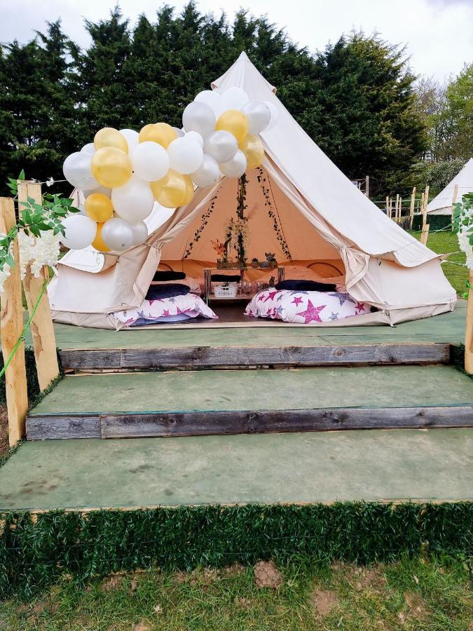 فندق Sturryفي  Walnut Tree Glamping المظهر الخارجي الصورة